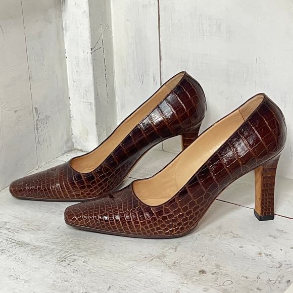 Manolo Blahnik Kayami Alligator Leather Heeled Pumps Chocolate Women's 39 / 8 - Picture 4 of 6